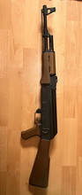 Imagen para AK47 G&G + 4 mags (midcap) + 1 battery