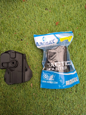 Imagen 5 de Helmen maskers en koffers