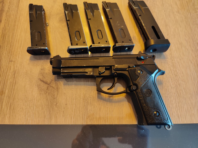 Afbeelding 1 van KJW M9 TACTICAL FULL METAL