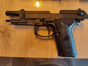 Afbeelding 4 van KJW M9 TACTICAL FULL METAL