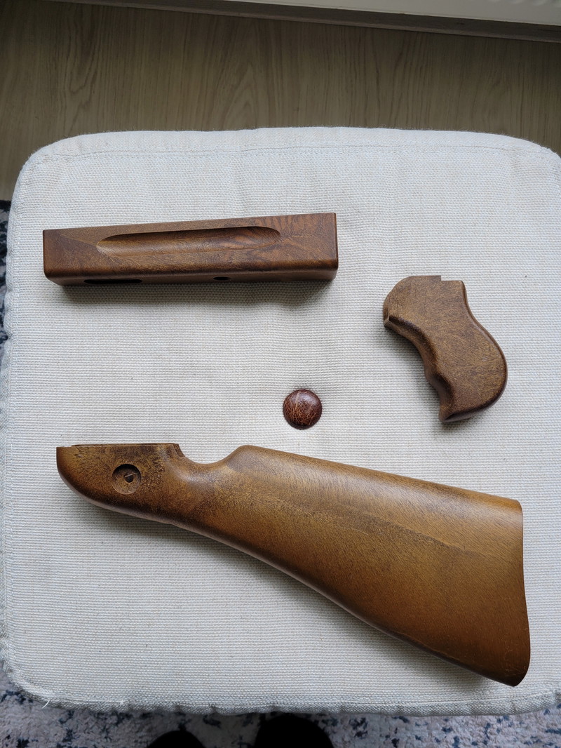 Imagen 1 de Thompson Cybergun WE GBB stock / kolf set