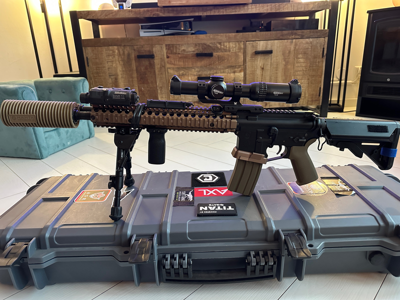 Afbeelding 1 van Tokyo Marui M4 SOPMOD Camoraids DMR / BLOCK 3