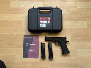 Image for Golden Eagle 3331 Hi-Capa GBB Black/Gold + 2 Magazines + Original Case