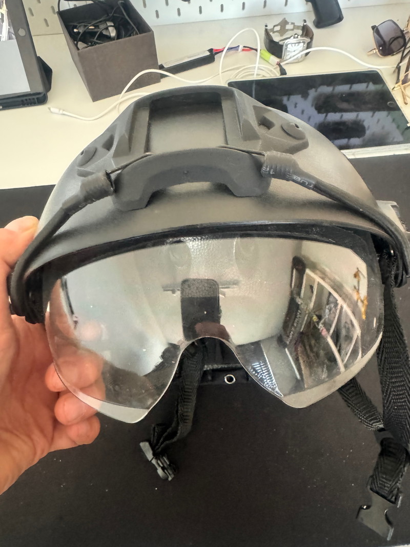 Imagen 1 de Nieuwe helm