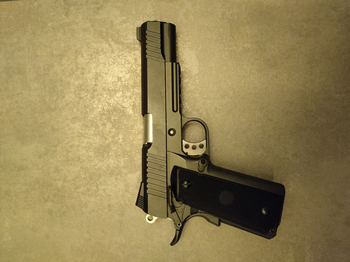 Imagen 2 de 1911 pistol CO2